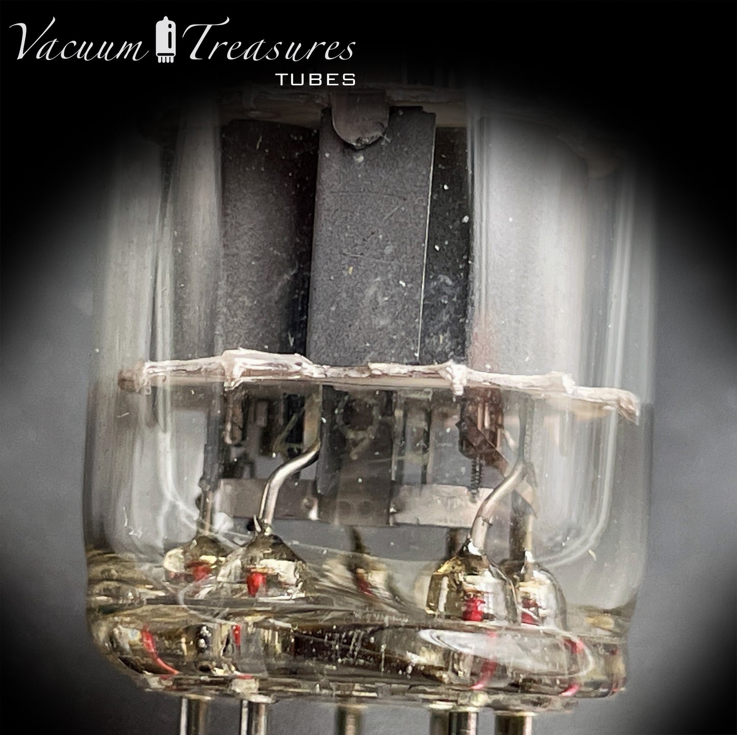 ECC88 / 6DJ8 Heerlen Δ9E (Philips Production) – D Getter – Matched Pair – Made in Holland ’50s