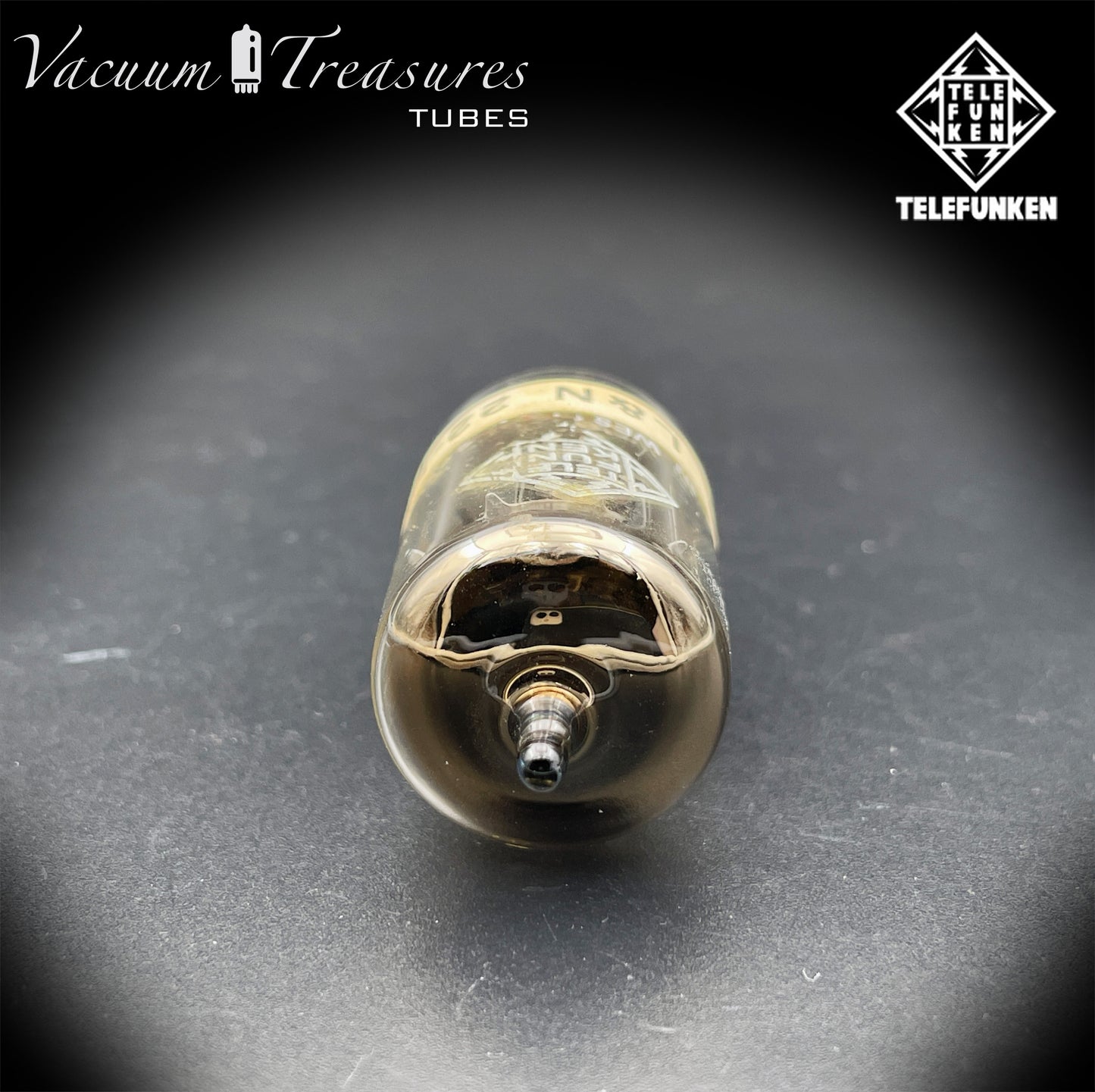 12AX7 ECC83 NOS Telefunken – Smooth Plates Diamond Bottom Tested Tube Western Germany