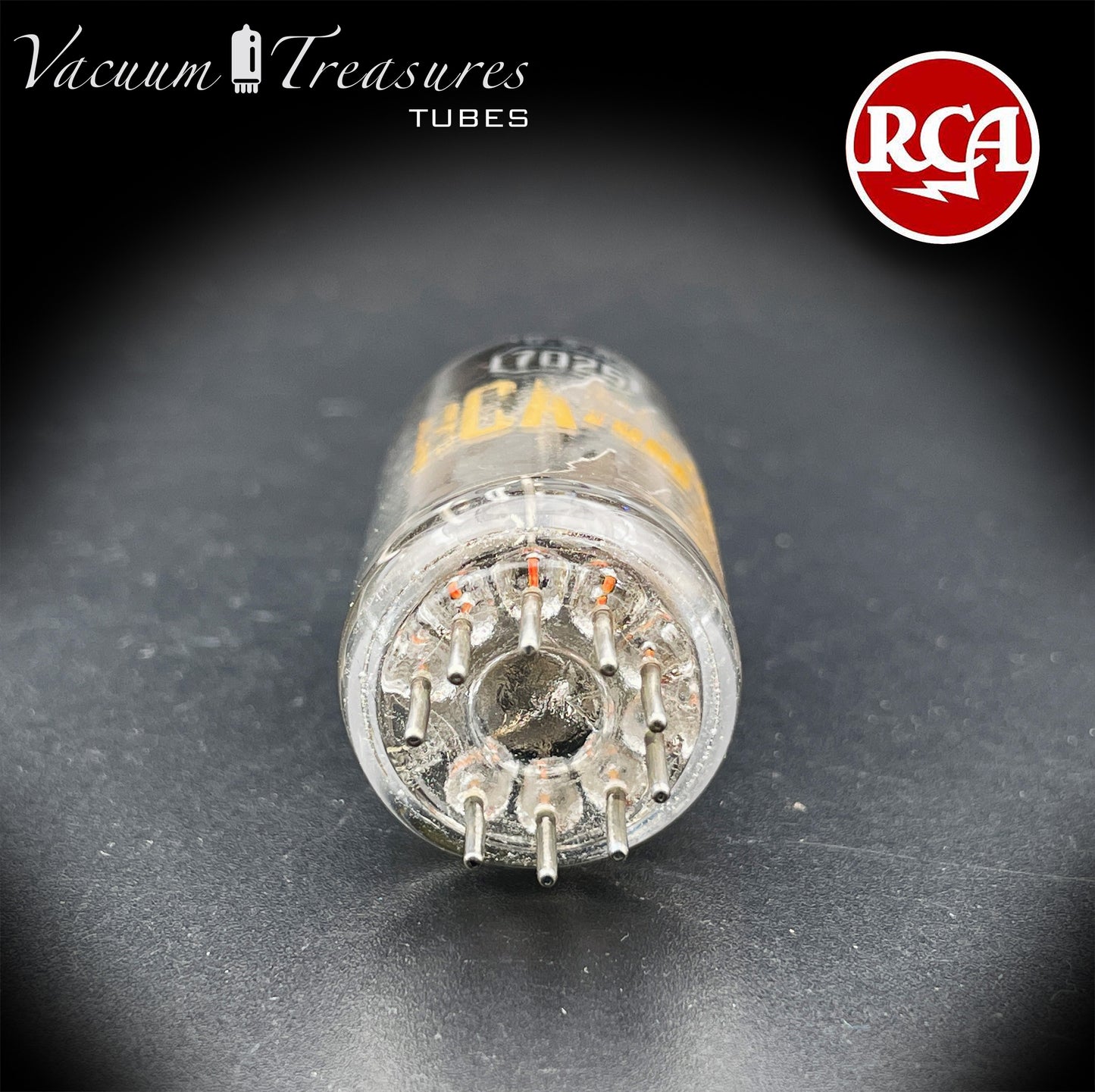7025 / 12AX7 RCA Short Gray Plates Halo Getter Tested Tube Made in USA '60s