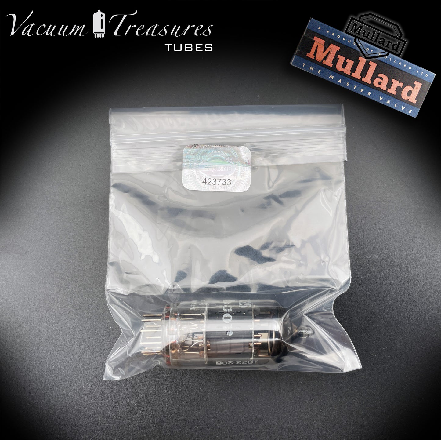 7025 12AX7 ECC83 MULLARD Blackburn Short Plates Halo Getter Tested Tube MADE IN GREAT BRITAIN '61